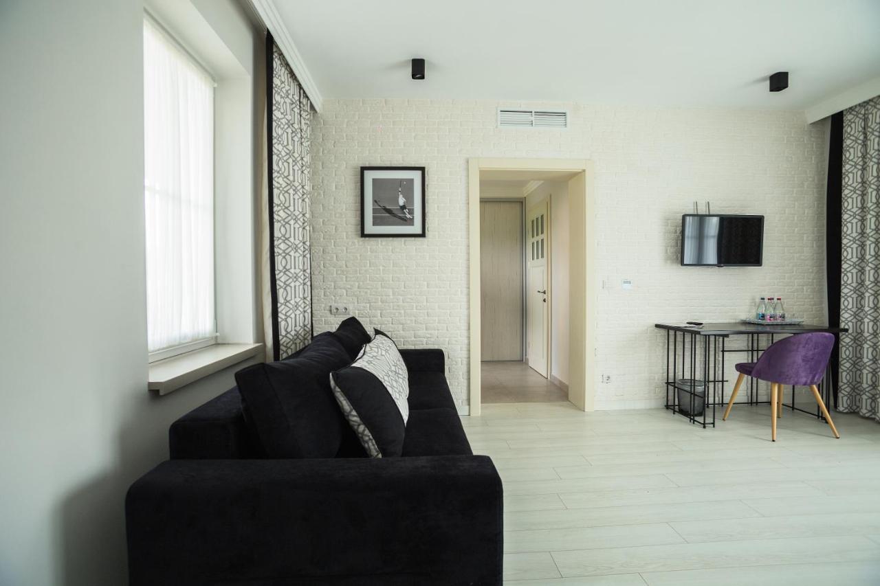Publo Spa Hotel Vyshkove エクステリア 写真