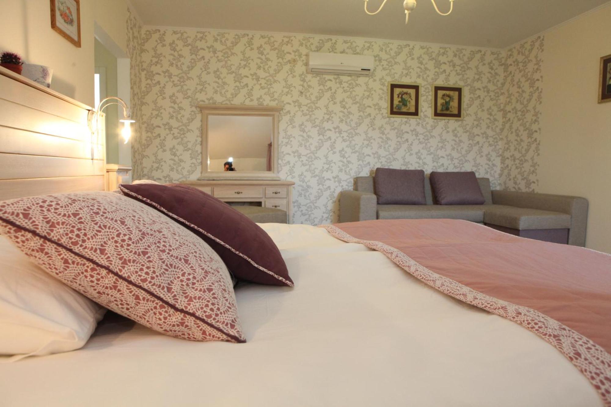 Publo Spa Hotel Vyshkove 部屋 写真