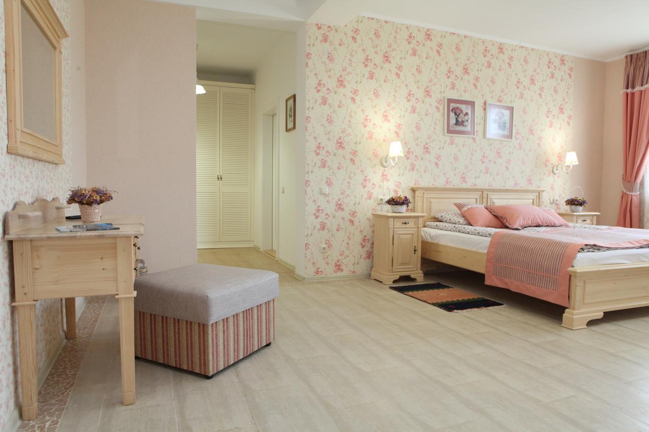 Publo Spa Hotel Vyshkove 部屋 写真