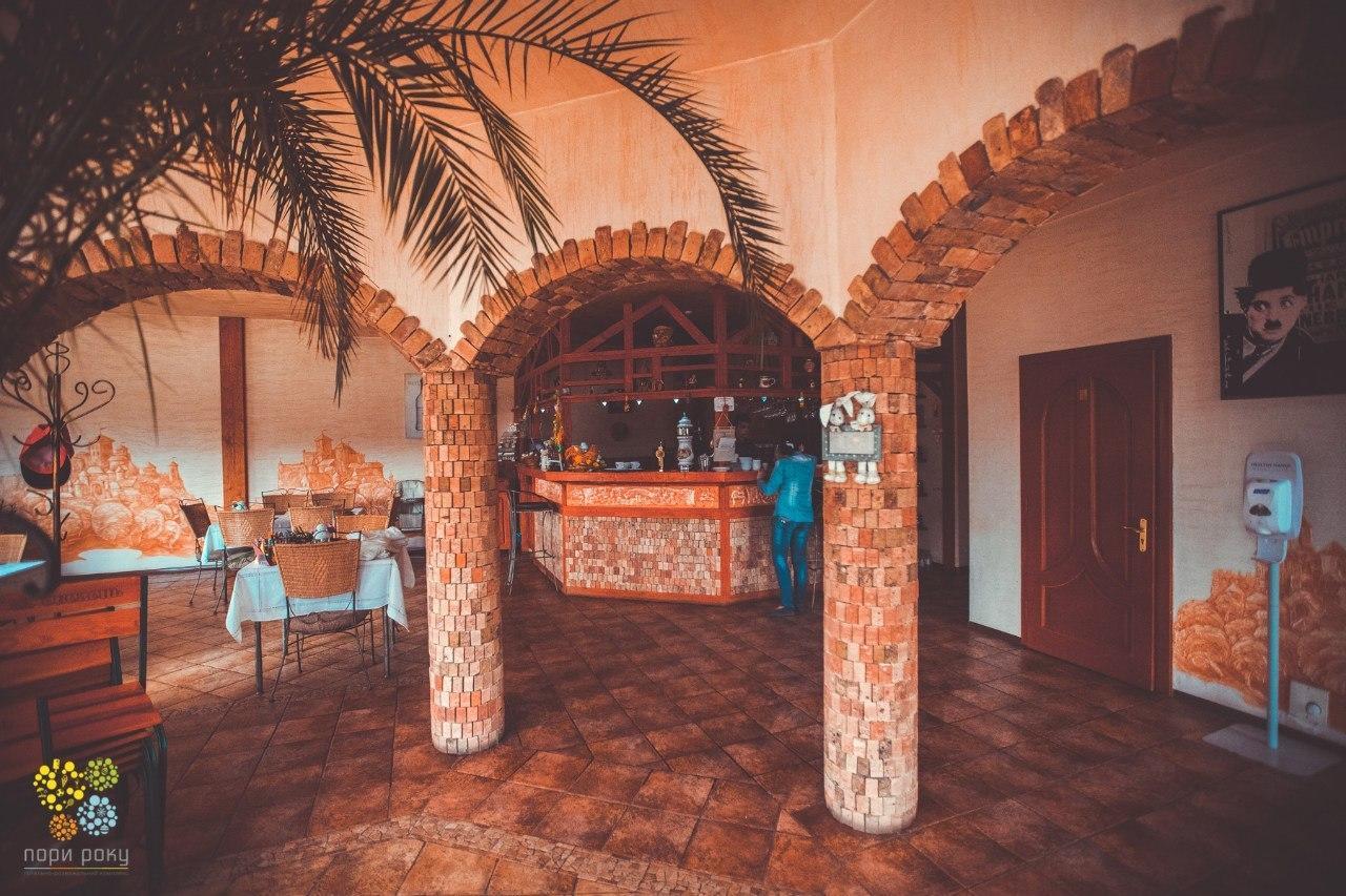 Publo Spa Hotel Vyshkove エクステリア 写真